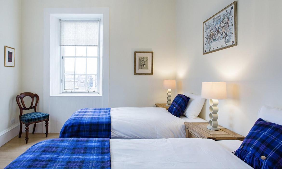Royal Mile Apartments เอดินบะระ ภายนอก รูปภาพ