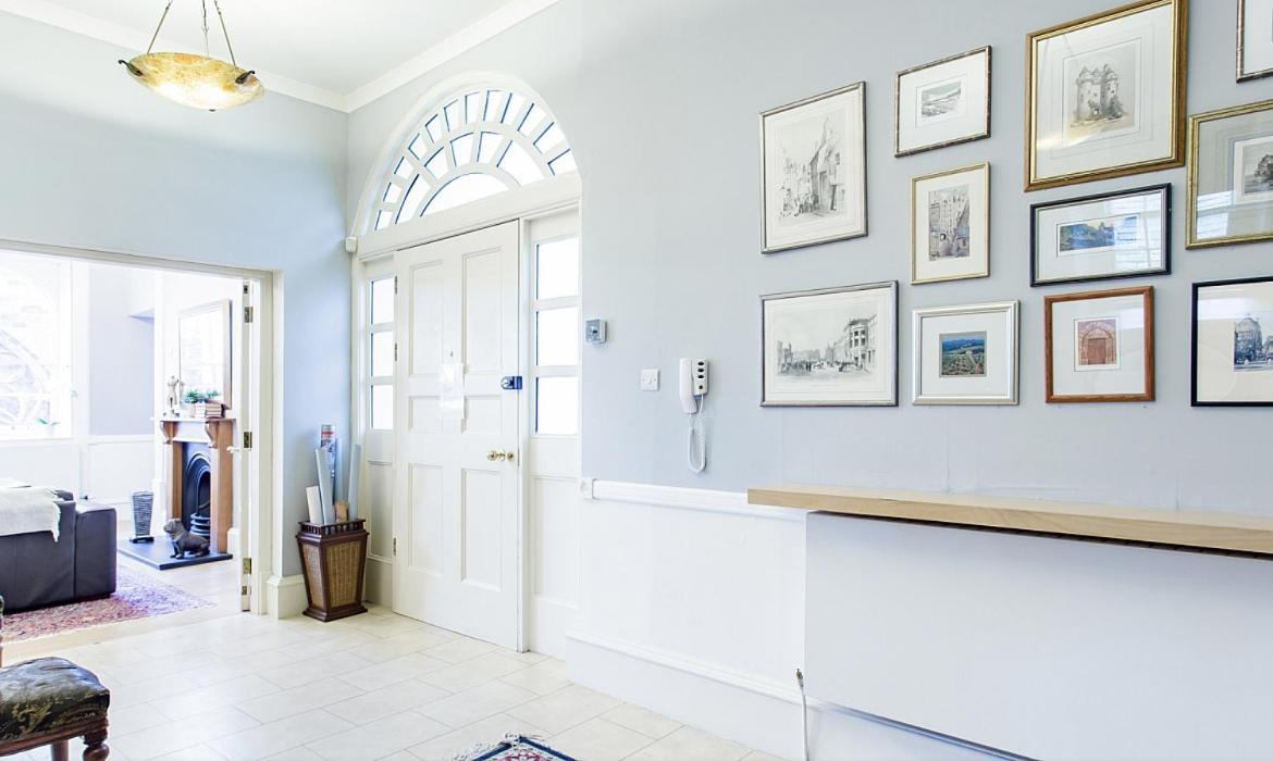 Royal Mile Apartments เอดินบะระ ภายนอก รูปภาพ