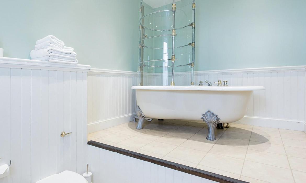 Royal Mile Apartments เอดินบะระ ภายนอก รูปภาพ